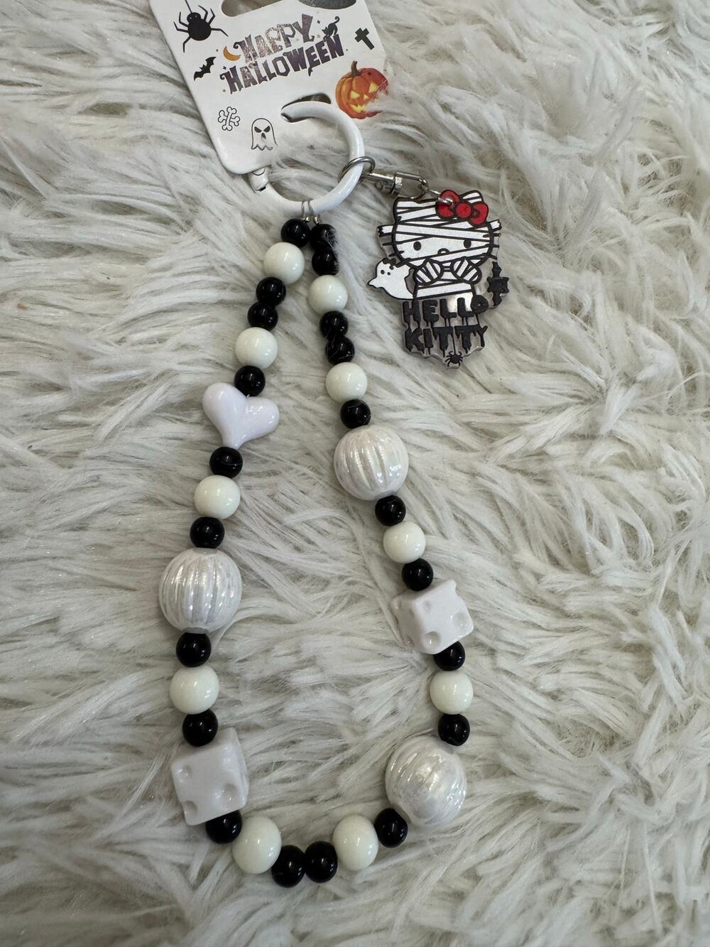 Sanrio Hello Kitty Halloween Mummy Beaded phone bag Charm white/black beads